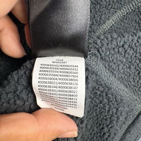 The North Face Sweater Mens XL Gray Gordon Lyons Pull Over Fleece Outdoor - Picture 11 of 11